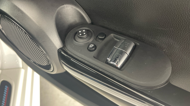 MINI Hatchback 1.5 Cooper Sport 3dr Auto Petrol Hatchback